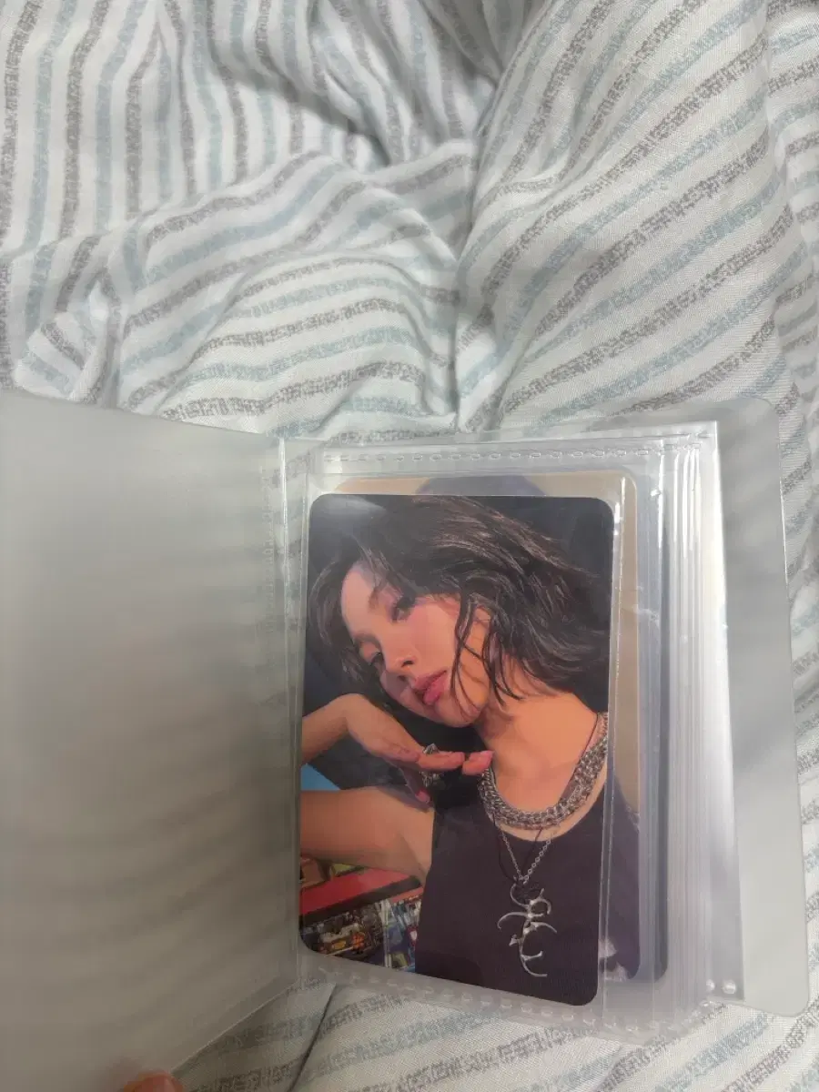 thumbnail-0